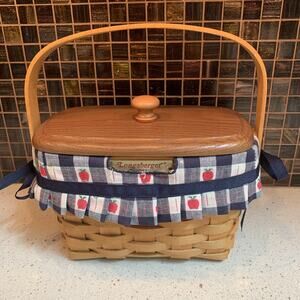 VTG 1996 Longaberger Basket w/Lid Plastic Liner Dresden Tour Basket II Signed